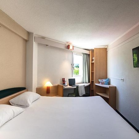 Hotel Ibis Autun Dış mekan fotoğraf
