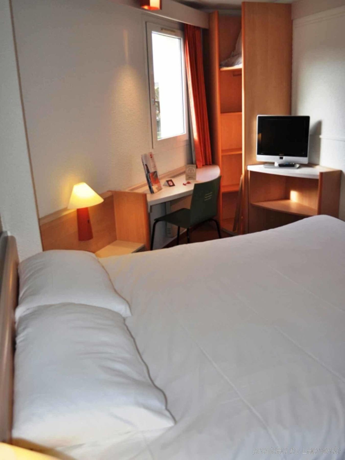 Hotel Ibis Autun Dış mekan fotoğraf