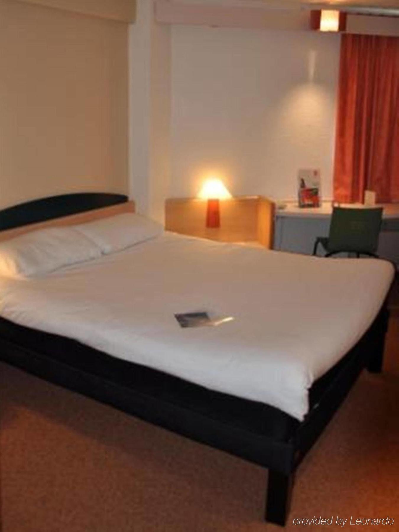 Hotel Ibis Autun Dış mekan fotoğraf